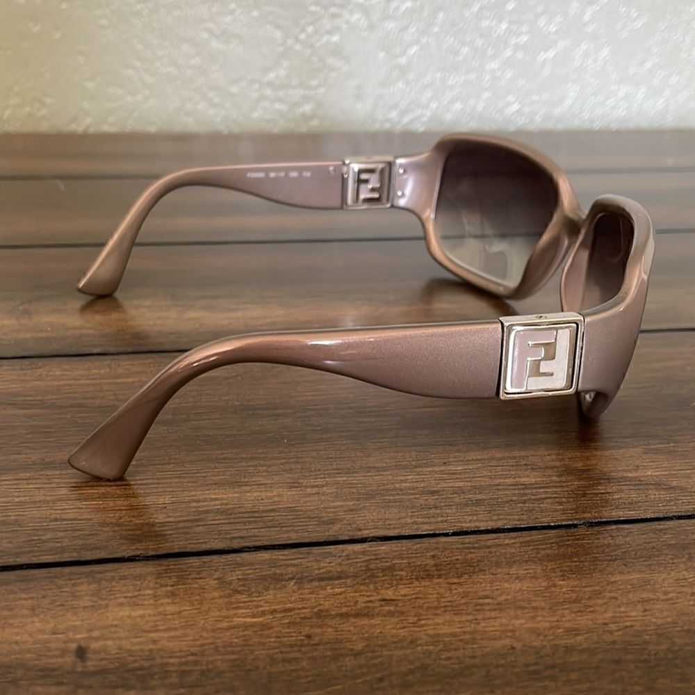 Fendi sunglasses - Picture 3 of 10